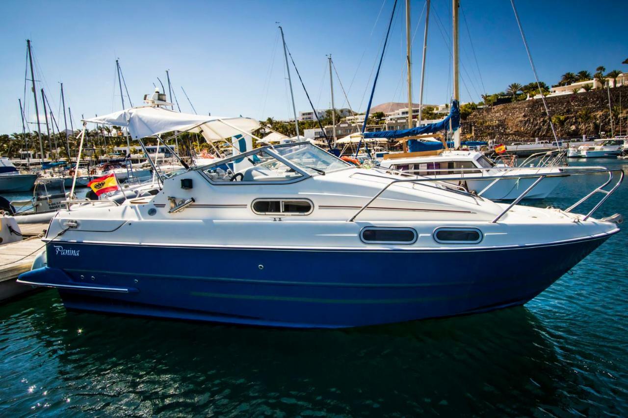 Cozy Boat To Unwind By The Ocean Hotel Puerto Calero Ngoại thất bức ảnh